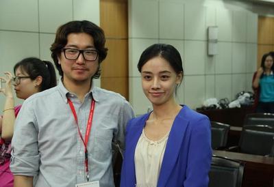 此人是最&ldquo;冷&rdquo;女翻譯,是外交部的美女之一,幾乎從沒笑過